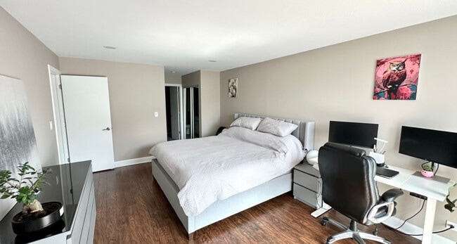 Building Photo - 190 S Wood Dale Rd