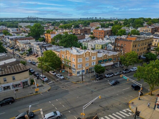 Building Photo - 2321 John F. Kennedy Blvd