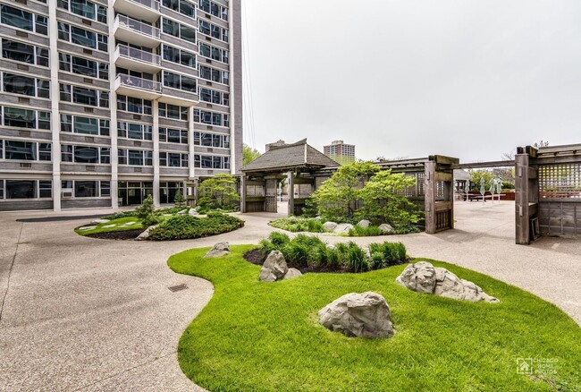 Building Photo - 4250 N Marine Dr