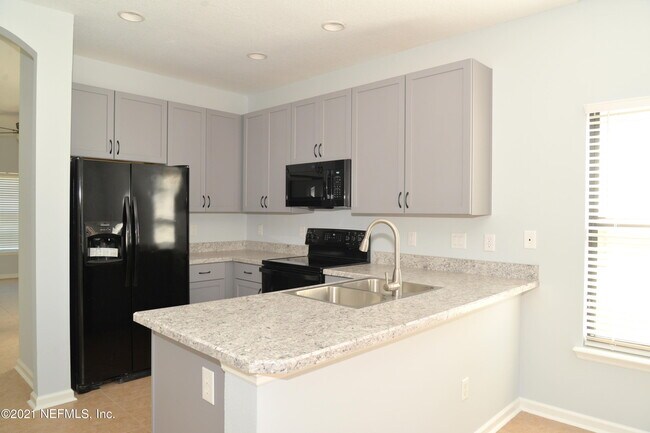 Building Photo - 668 Drake Bay Terrace