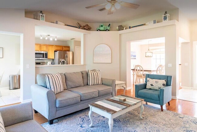 Building Photo - 5340 4th St