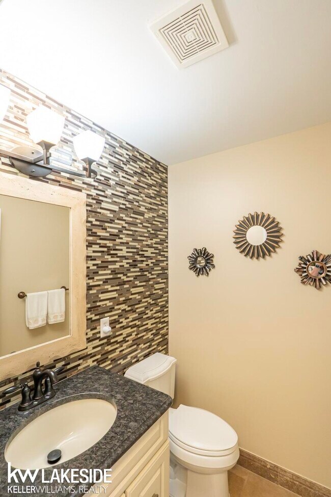 Building Photo - 47898 Lamplighter Trail