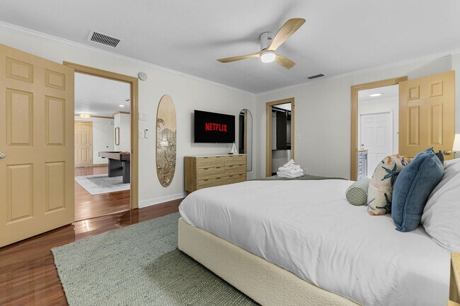 Building Photo - 9414 Laura Anne Dr