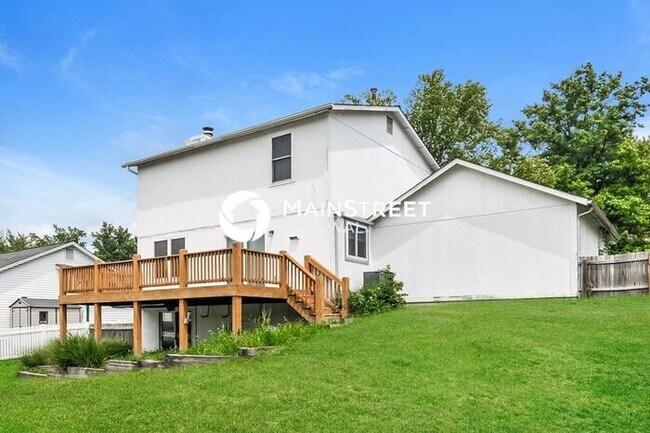 Building Photo - 3 Bedroom Pet-Friendly Home in St Peters, MO with Main Street Renewal