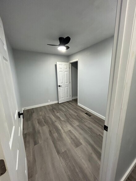 Building Photo - 236 Riggs Ave