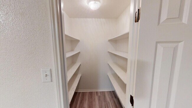 Building Photo - "Spacious 4-Bedroom Retreat with 2 Full Baths in Charming Nolanville!"