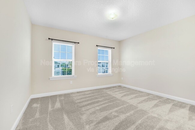 Building Photo - 233 Morning Mist Ln