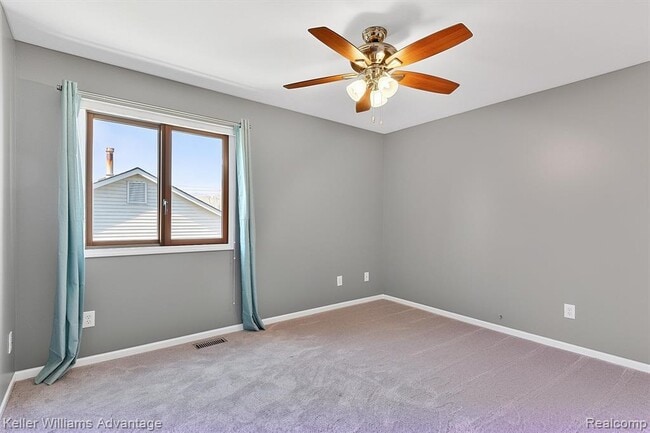 Building Photo - 40051 Finley Dr