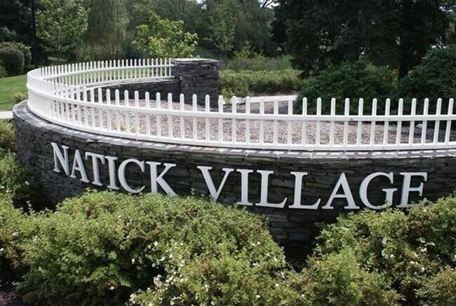 Complex - 25 Village Rock Ln