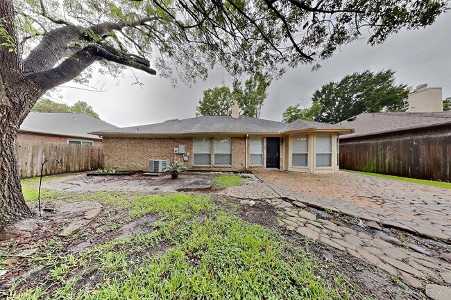 Building Photo - 24034 Shaw Perry Ln