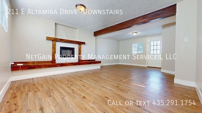 Building Photo - 211 E Altamira Dr