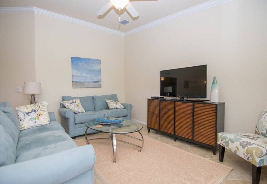 Building Photo - 9844 Venezia Cir
