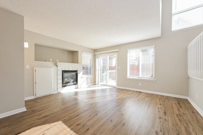 Building Photo - 16282 Bluebell Pl