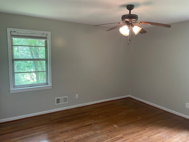 Building Photo - 3785 Pop Stone Cir