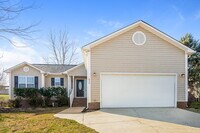 Building Photo - 634 Loch Lomond Cir