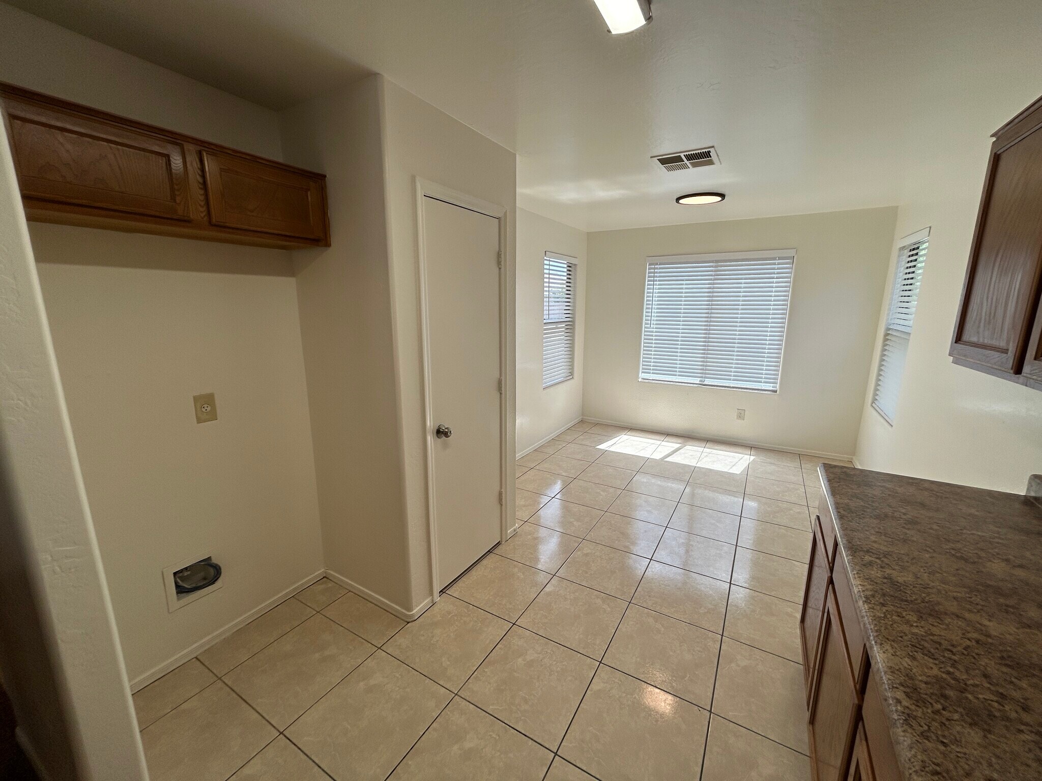 Building Photo - 7028 S 46th Dr