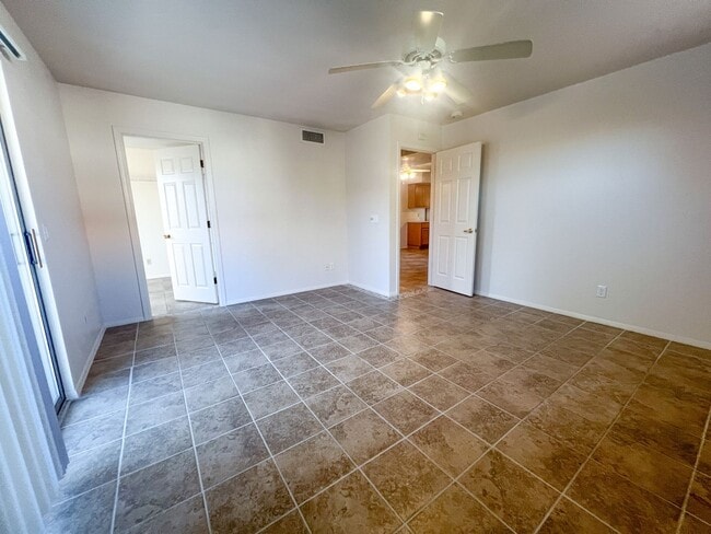 Building Photo - TOWNHOME - COTTONWOOD - SAWMILL GARDENS HOA