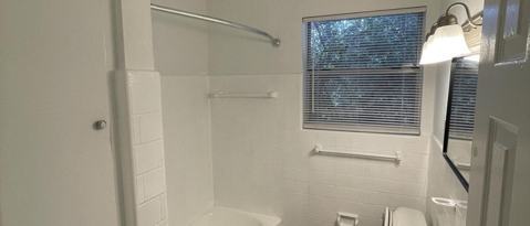 Building Photo - 1038 Arco Dr