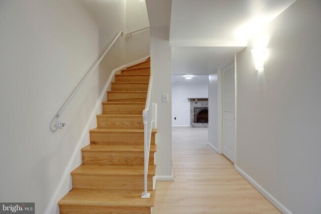 Building Photo - 7370 Eldorado St