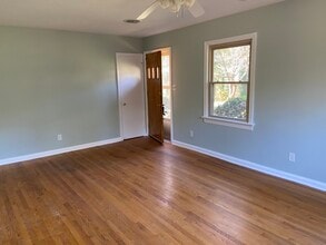 Building Photo - 408 Westmoreland Pl