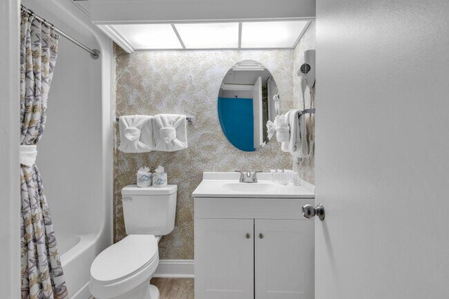 Building Photo - 1700 N Ocean Blvd