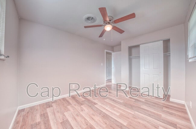 Building Photo - 3738 Arkwood Ct