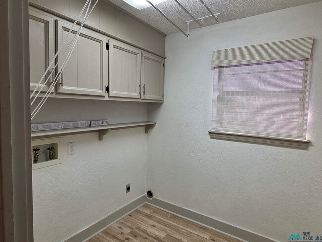 Building Photo - 2125 Circlewood Pl