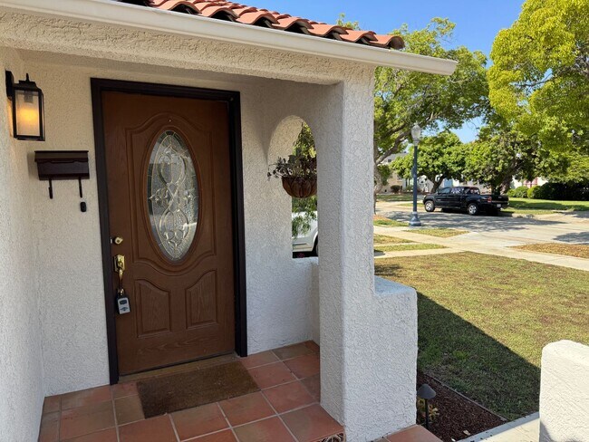Building Photo - Classic Spanish Revival in California Heig...