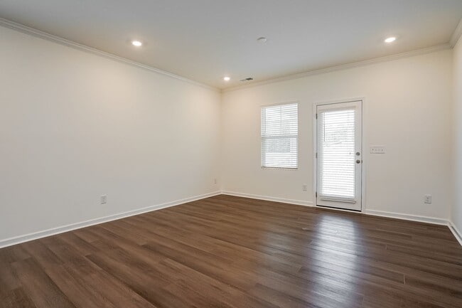 Building Photo - $395 off first month rent!! “Bright, Modern & Move-In Ready – 4BR/3BA Townhome - Angier