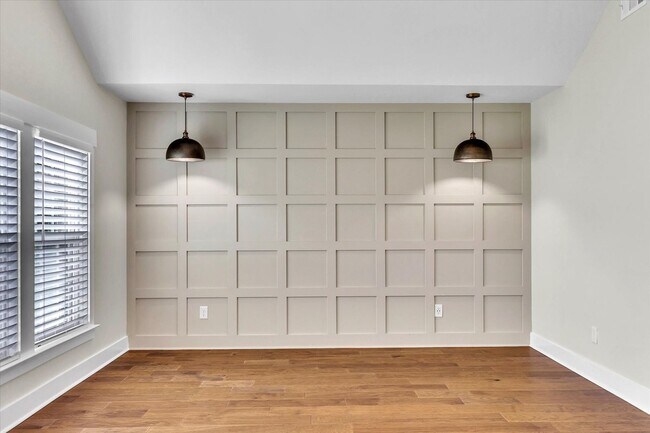 Building Photo - 158 Bluffside Cir