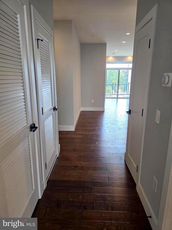 Building Photo - 1101 Fern St NW