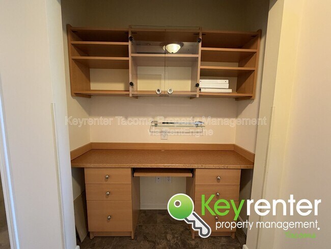 Building Photo - 3201 Pacific Ave