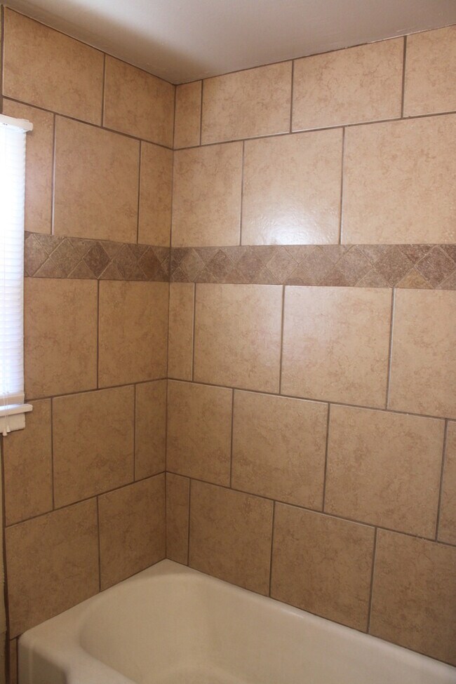 Building Photo - 2821 56th St