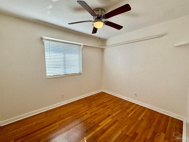 Building Photo - 5071 Springhill Dr