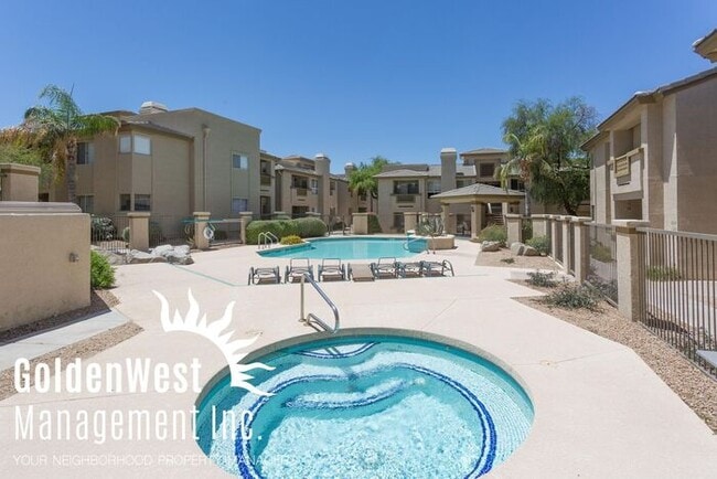 Building Photo - Beautiful 2Bdm 2Ba Condo at the Base of North Mountain Preserve!