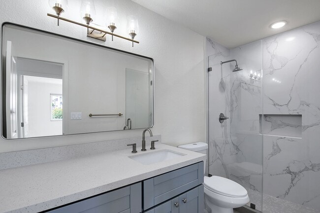 Building Photo - Malaga-GJA