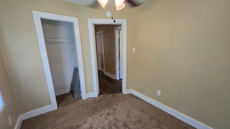 Building Photo - 1229 Greenfield Dr