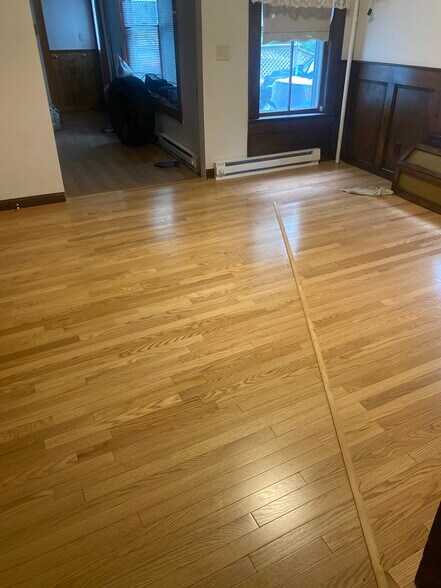 Living room - 39 Saint James St