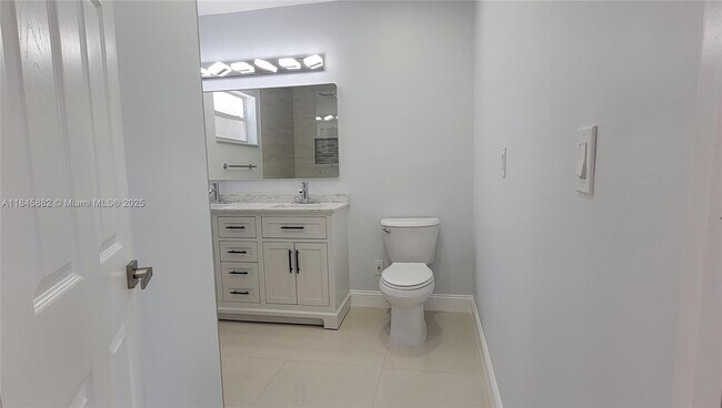 Building Photo - 9060 SW 53rd St