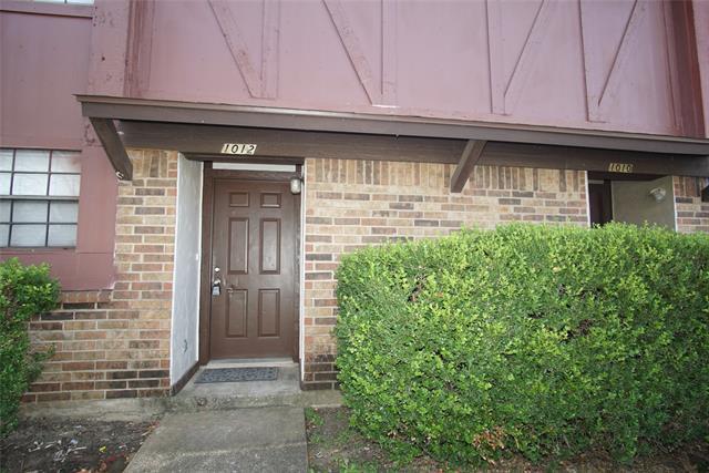 Primary Photo - 1008 Southmoor Dr