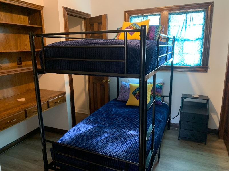 Building Photo - 37 Pamela Ln