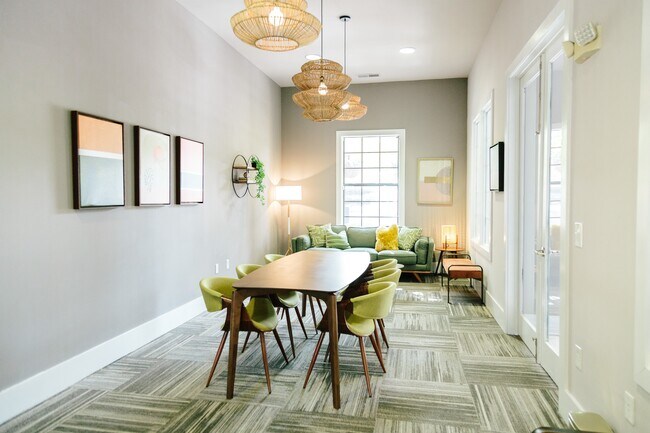 Building Photo - Tapestry at Hollingsworth Park