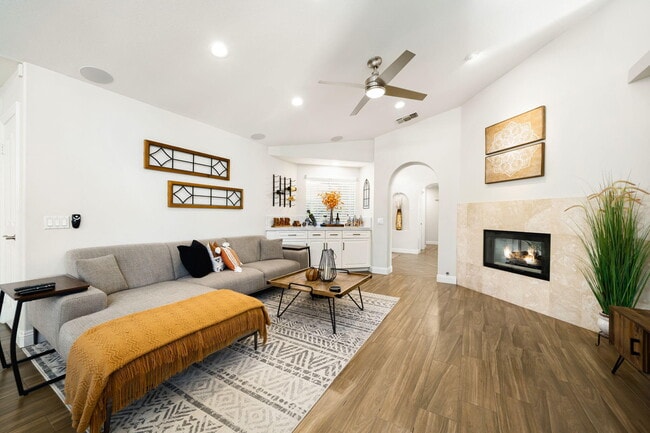 Building Photo - 76941 Coventry Cir