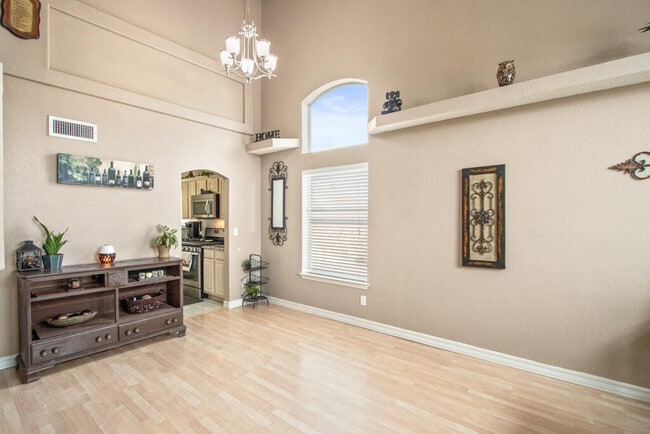 Building Photo - 12504 Sun Flare Dr