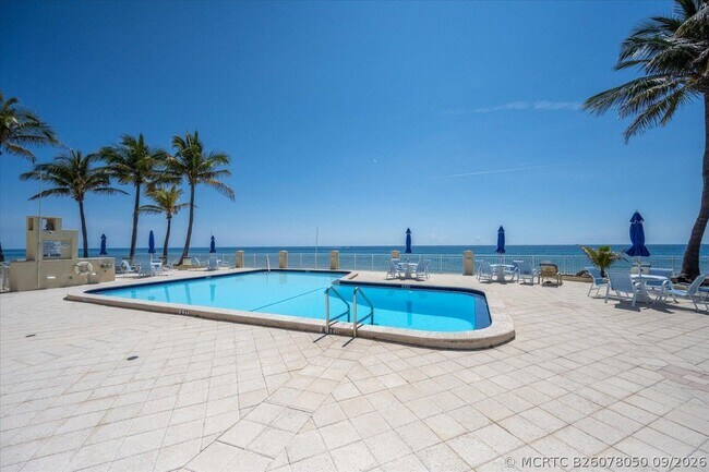 Building Photo - 3475 S Ocean Blvd