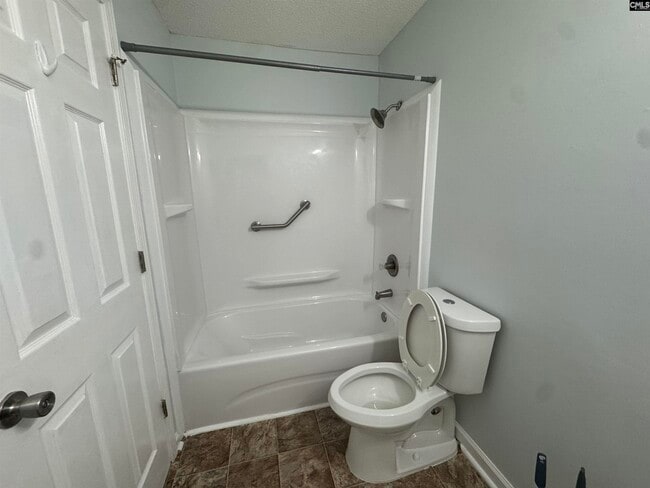 Building Photo - 3116 Plantation Dr