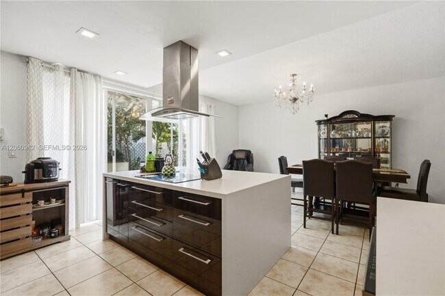 Building Photo - 8741 NW 110th Ave