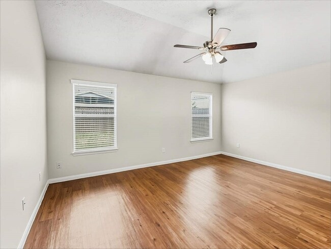 Building Photo - 4026 Hawthorn Arbor Ct