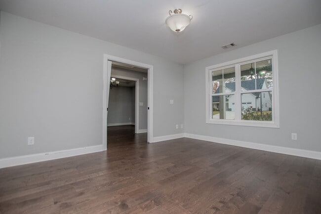 Building Photo - A Home To Grow In To