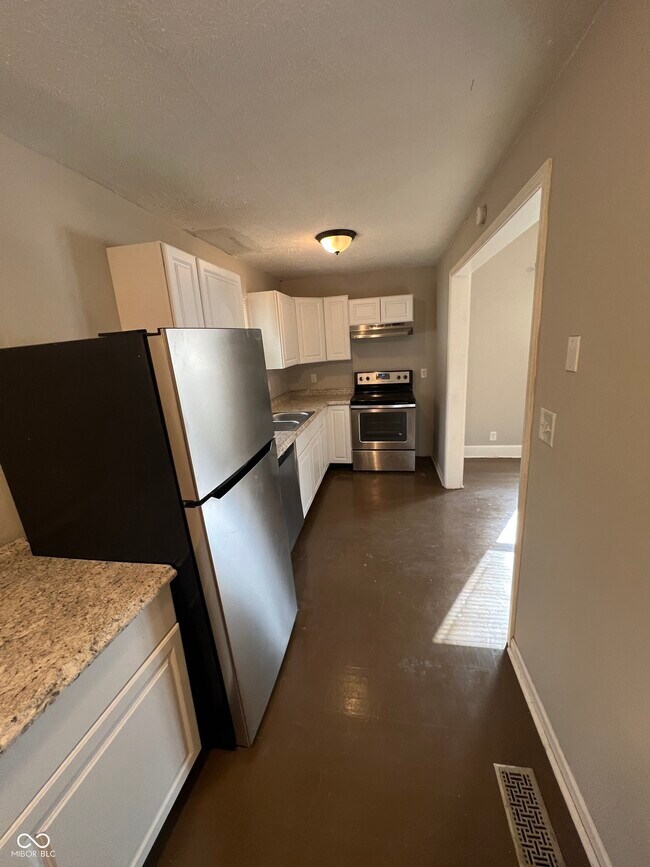 Building Photo - 4113 Cornelius Ave